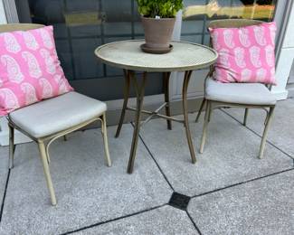Cute Patio Set