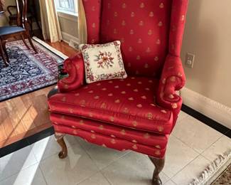 Wing Back Chair w Classic Bee Pattern