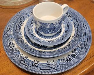 Churchill Made in England 4pc Blue and White China Service for 4