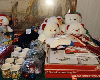 Items Located In The Lower Level Christmas ~ Holiday ~ Billiards Room