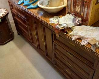 Items Located In the 3rd Bedroom