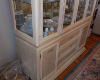 Items Located In The Dining Room