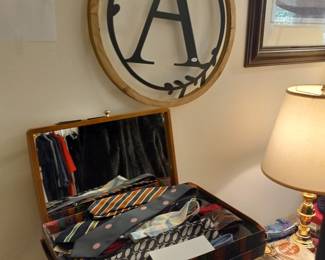 Items Located In The 1st Bedroom ( MASTER)