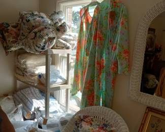 Items Located In The 2nd Bedroom