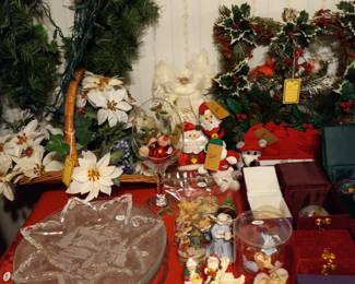 Items Located In The Lower Level Christmas ~ Holiday ~ Billiards Room