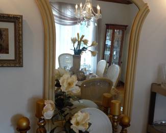 Items Located In The Dining Room