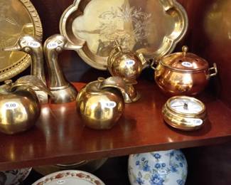 Items Located In The Family Room