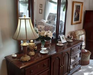 Items Located In The 4th Bedroom