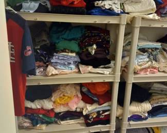 Items Located In The 1st Bedroom ( MASTER) Walk In Closet