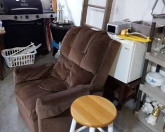 Items Located In The Garage ~ Be Careful On The Steps