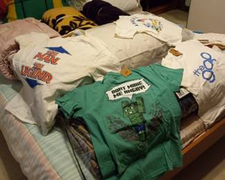 Items Located In The 5th Bedroom