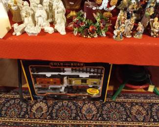 Items Located In The Lower Level Christmas ~ Holiday ~ Billiards Room