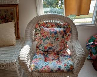 Items Located In The 2nd Bedroom