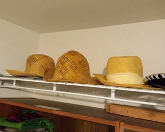 Items Located In The 5th Bedroom