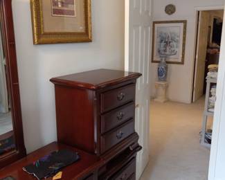 Items Located In The 2nd Bedroom