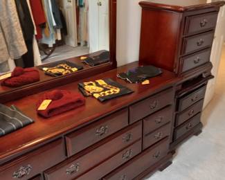 Items Located In The 2nd Bedroom