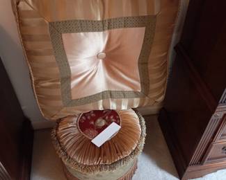 Items Located In The 4th Bedroom