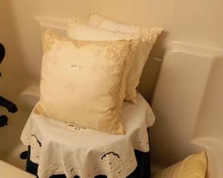 Items Located In the Second Story Hallway Bathroom