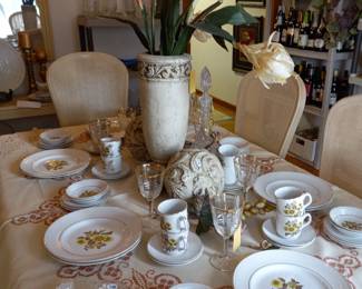 Items Located In The Dining Room