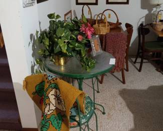 Items Located In The Lower Level