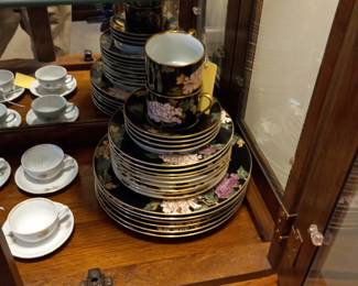 Items Located In The Family Room