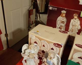 Items Located In The Lower Level Christmas ~ Holiday ~ Billiards Room