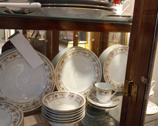 Items Located In The Family Room