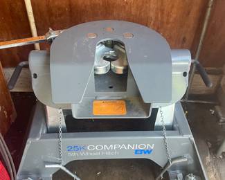 25K Companion 5th wheel hitch