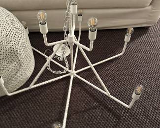 Currey & Co Trilling White Chandelier
28"h x 39.25"dia.