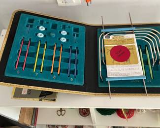 Vintage Sears Knitting Needle Kit w/Case