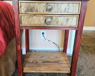 Nightstand/ end table (matches the queen headboard)