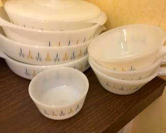 1960s Anchor Hocking Fire King Candle Glow Gold/Blue Atomic Casserole Set of 4. 3 soup bowls, and 1 dip dish.