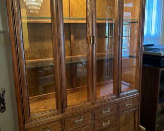  Vintage Stanley Furniture Solid MCM Contemporary China Cabinet with Light and Brass Hardware