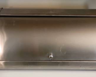 Stainless bread box 