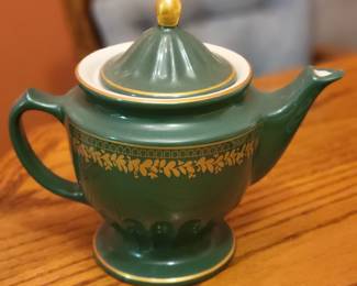 Hall tea pot
