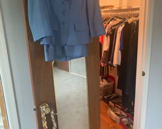 Estate Sales By Olga in Edison, NJ 2024