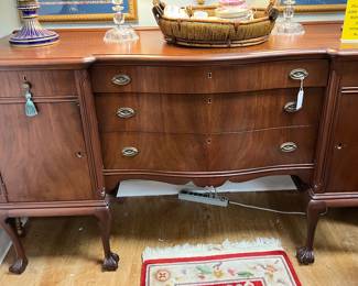 Mahogany Chippendale Style Buffet