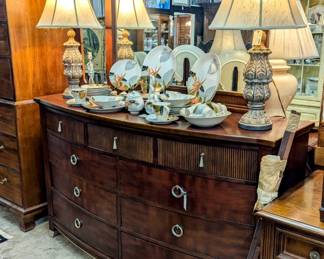 9 Drawer Dresser with Mirror