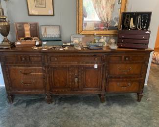 Vintage dresser