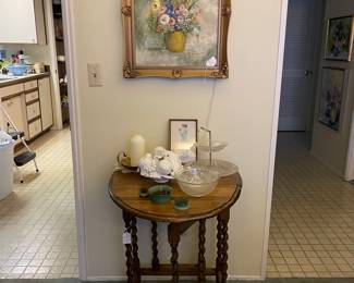 Antique drop leaf table