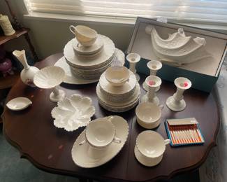 Lenox dish set