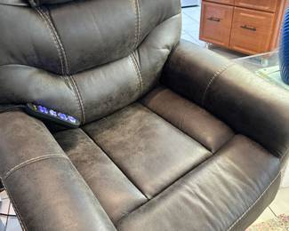 POWER LIFT CHAIR
