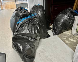 Pillows pillows pillows! Throw pillows! Bed pillows! ALLL the pillows in these bags.