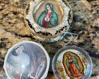 Rosary boxes
