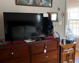 New Classic six drawer dresser, TV, side table