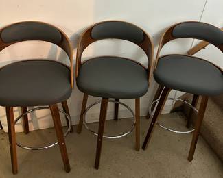 Lombard swivel Bar Stools (3)