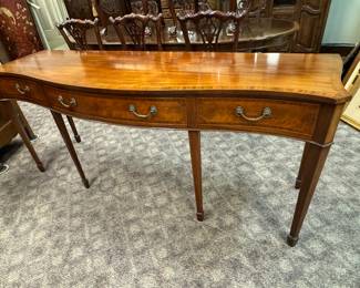 Beautiful Banded Mahogany Arthur Brett & Sons Sideboard