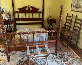 Davis Cabinet Four Post Full Size Bed