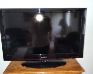 TV $40.00 (NOT SURE IF WE HAVE REMOTE) 