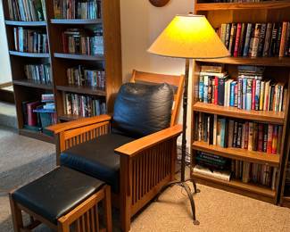 Fabulous Floor lamp with gecko